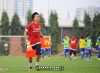 HLV Miura hướng dẫn Olympic Việt Nam thực hành bài tập lạ