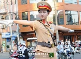 7 nữ CSGT Hà Nội được tặng bằng khen