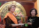 Bà Nguyễn Thị Kim Ngân nhận giải thưởng nhân đạo của UNICEF