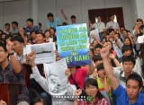 Trường ĐH Khoa học Tự nhiên TP HCM mít tinh phản đối việc Trung Quốc xâm phạm chủ quyền Việt Nam
