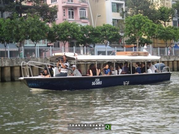  Việt Nam có tuyến du lịch đường thủy nội đô đầu tiên  - Ảnh 3