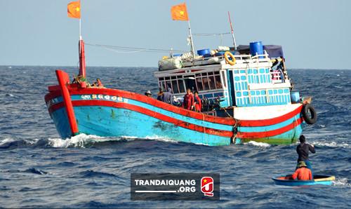 Tàu Trung Quốc tăng đột biến quanh bãi ngầm Ba Kè - ảnh 5